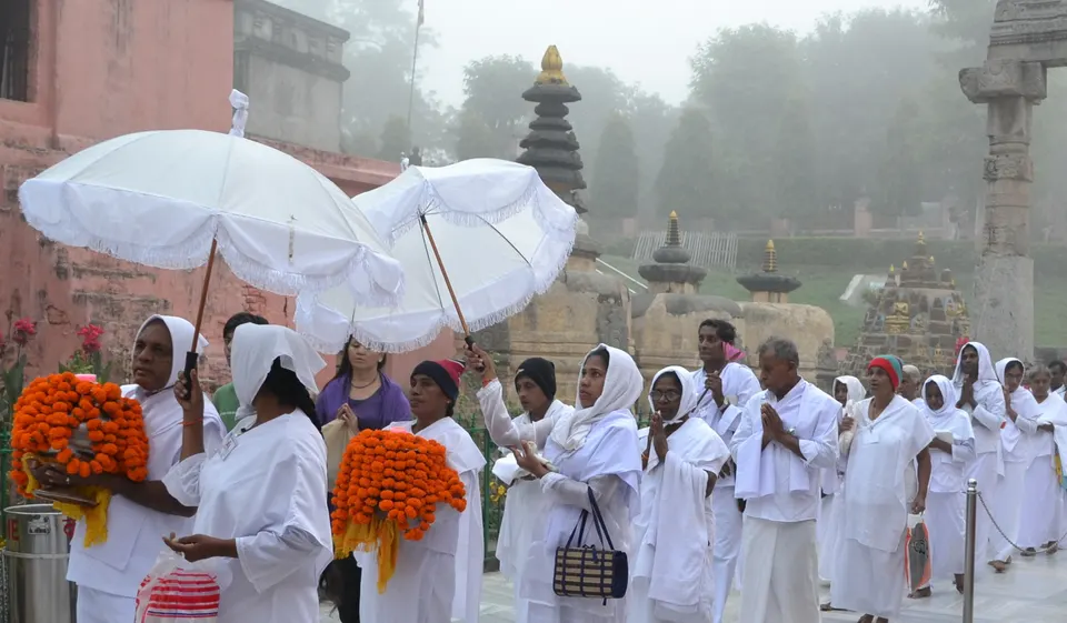 Group of travellers on a tour
