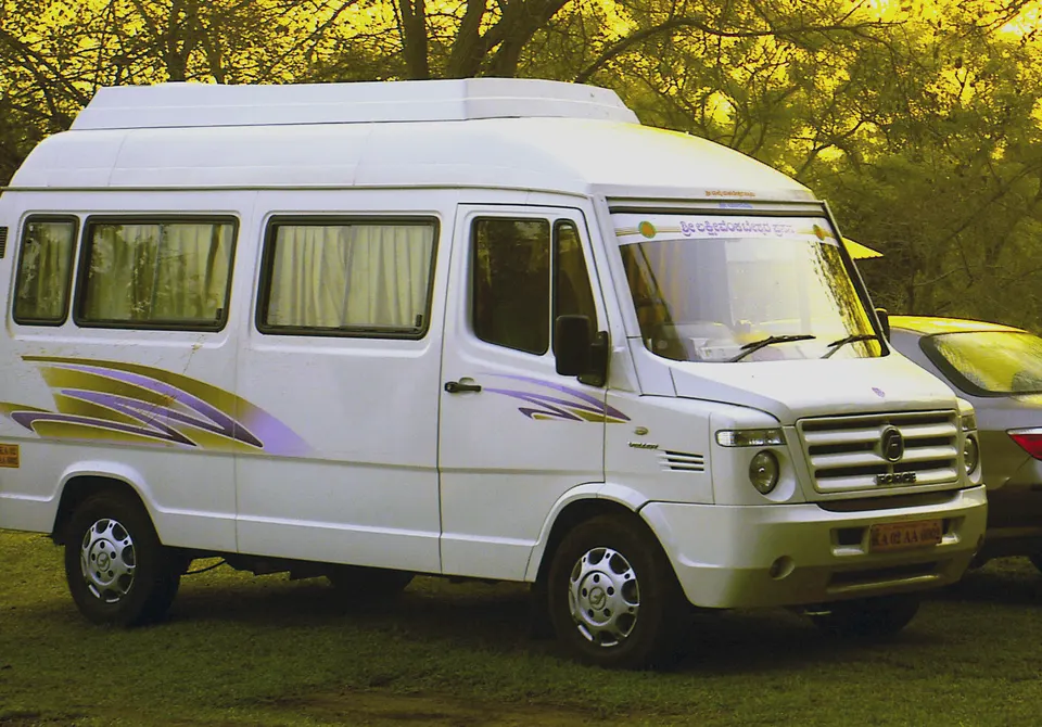 Tempo Traveller on rent in Patna